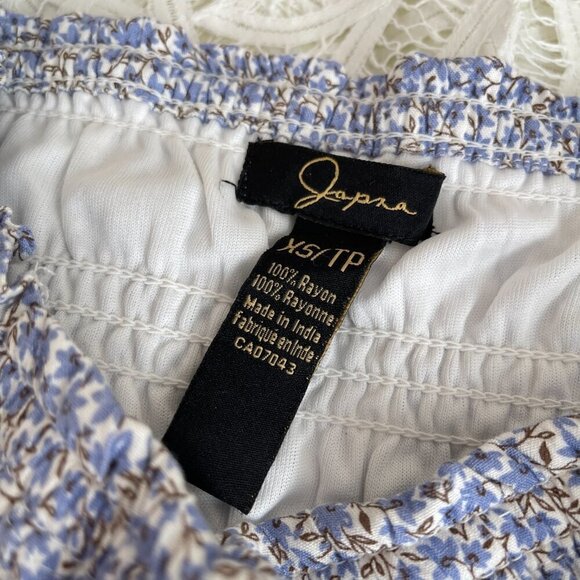 Japna Cottagecore Long-Sleeve Floral Smocked Dress Blue & White - XS - Picture 8 of 11